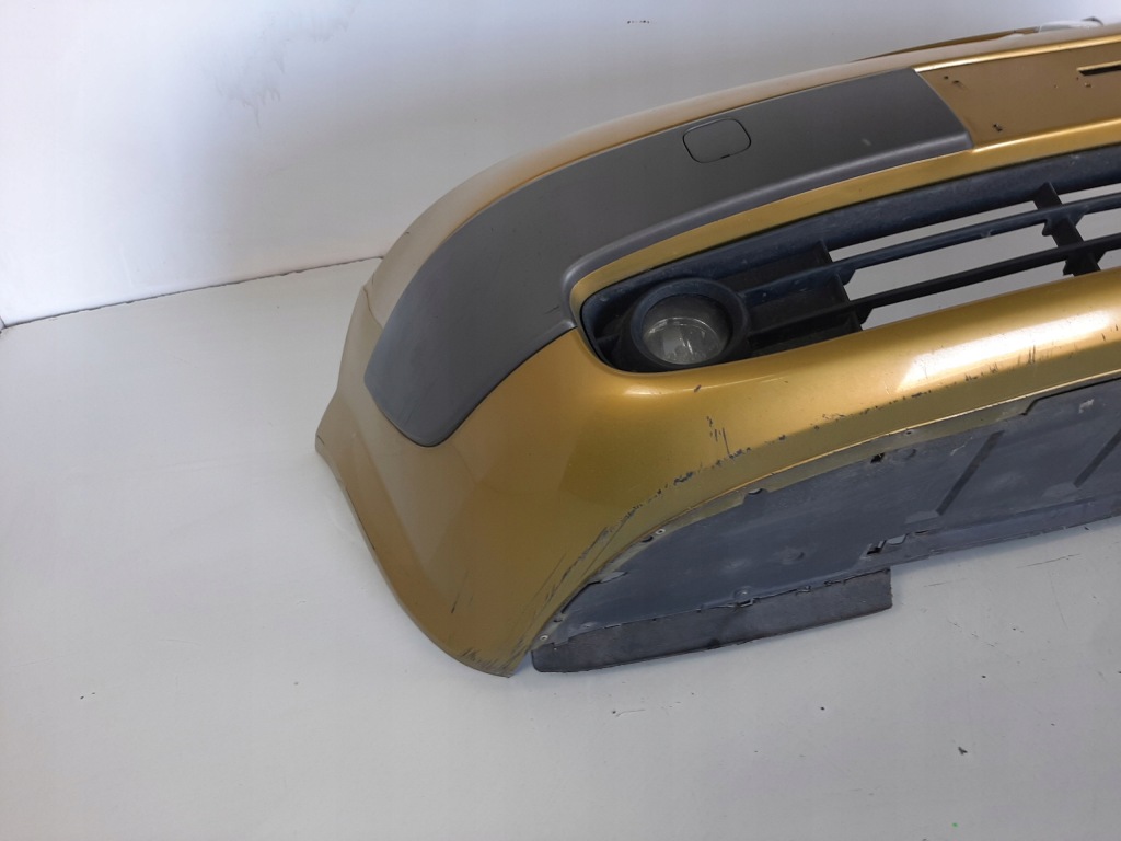 Renault scenic 2 03r бампер перед протитуманна фара kod ted37 7701474769 в Україні