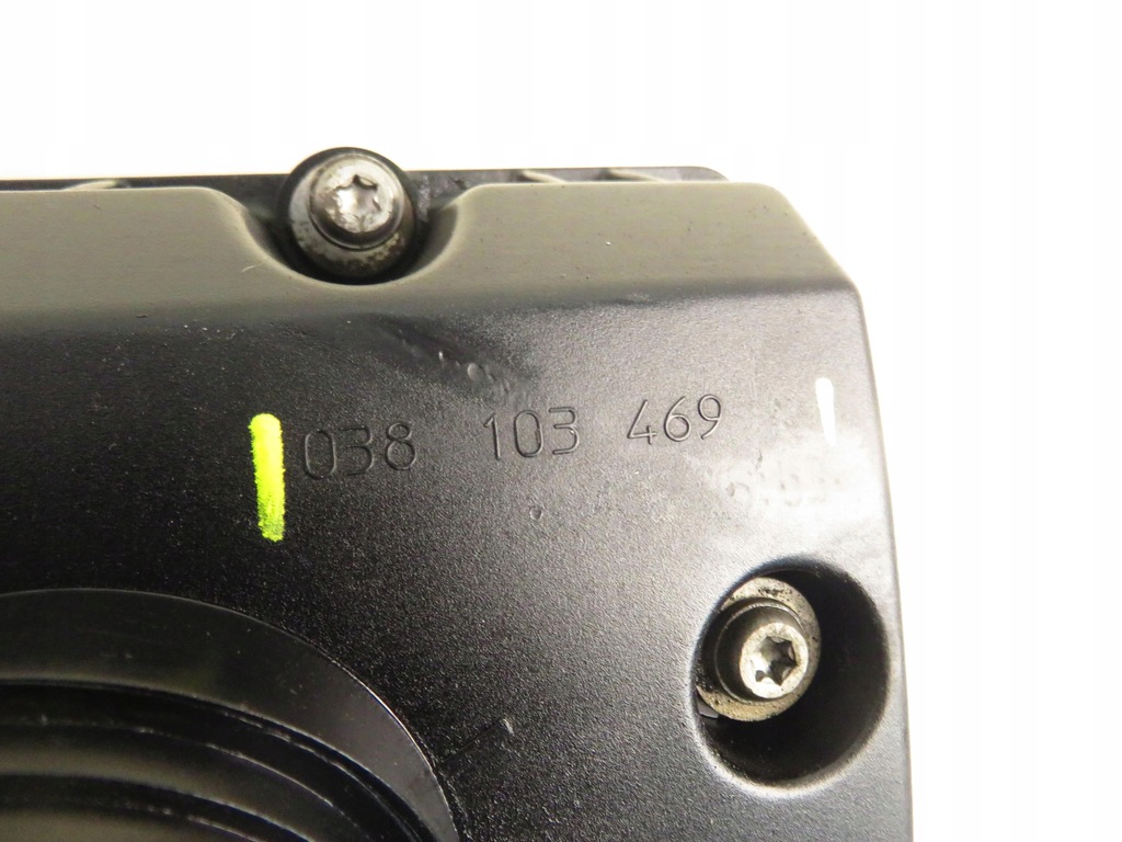 фото №8, Крышка клапанов vw golf plus 1.9 tdi bkc 038103469ad