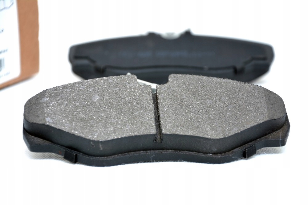 фото №6, Набор тормозные диски тормозные 305mm + тормозные колодки перед renault trafic ii 2001-2014r.