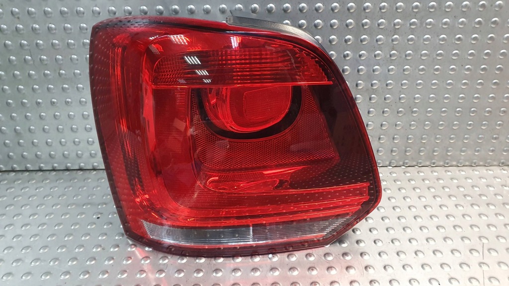 фото №1, Лампа задняя левая vw polo v 6r0945095 08-