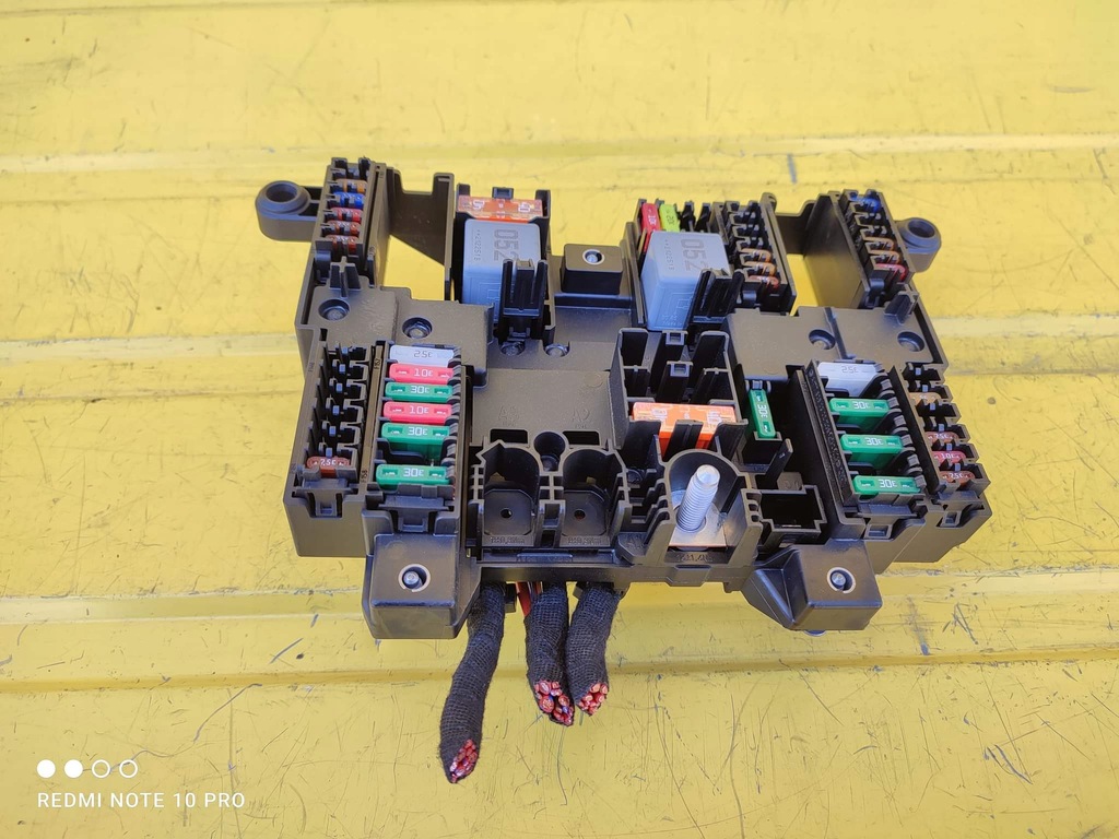 фото №1, Mercedes w177 коробка запобіжників 1.3b