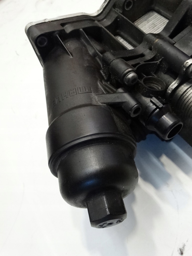 Радіатор основа фільтра оливи mahle bmw 1 f20 2.0d 13r. 8507627 Недорого