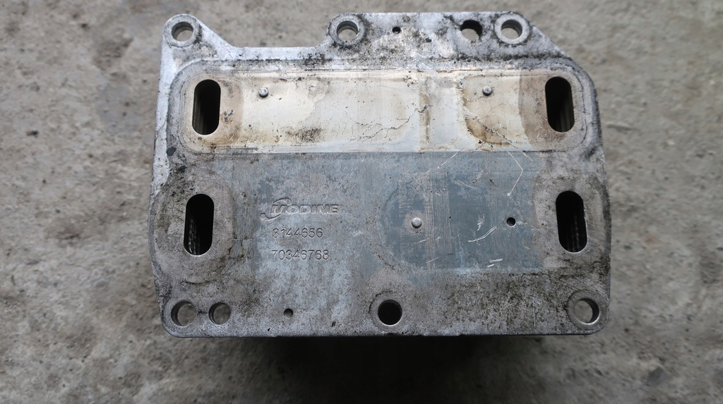 фото №1, Радиатор масла renault master iii movano b 70346768