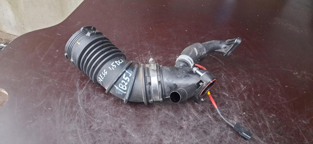 Купить Труба пабтрубок  шланг воздуха 1.5 dci renault express ii 147137396r