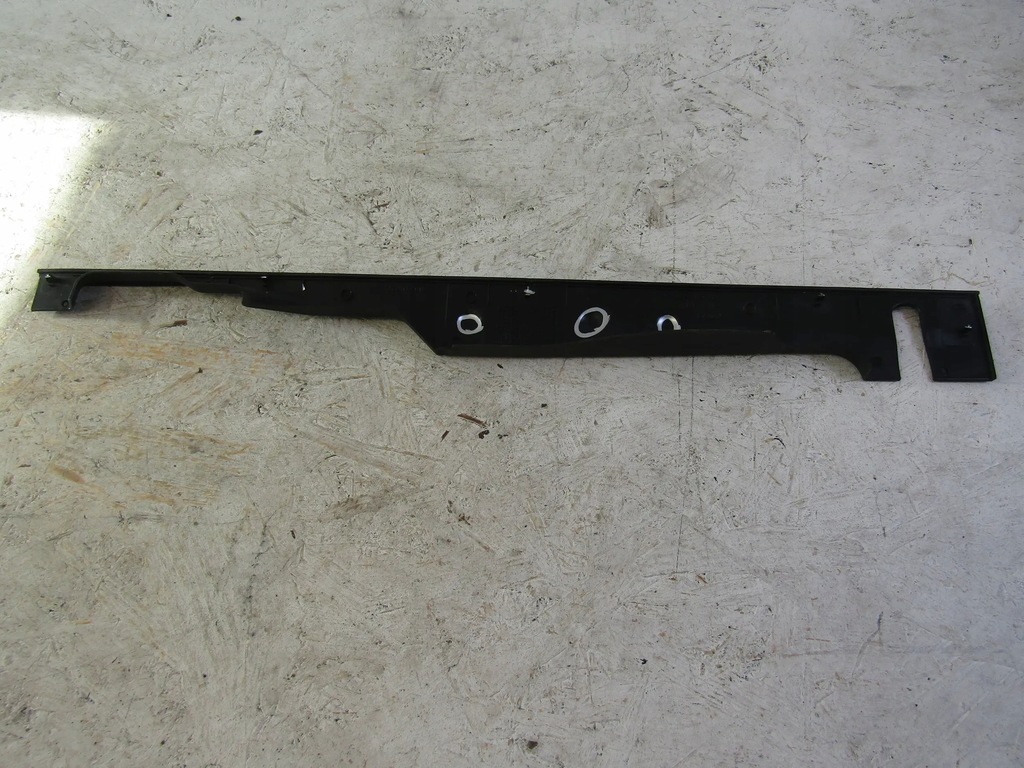 фото №11, Audi a5 8w6 молдинг крыла правый перед 8w6820582g