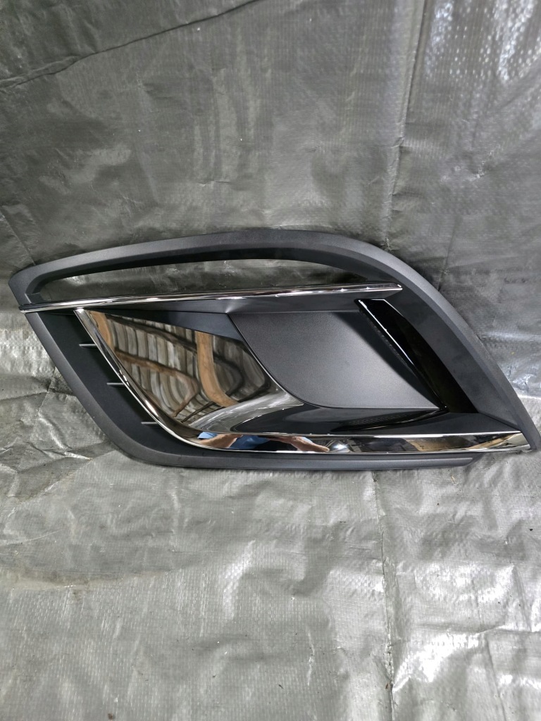 фото №1, Renault espace v решітка бампера ліва 622577166r