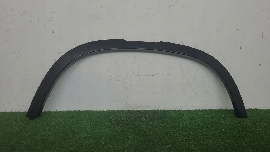 фото №1, Молдинг крила правий перед defender x iv 19- ідеальний стан