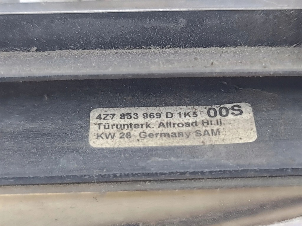 фото №8, Audi a6 allroad c5 2004 левая сторона молдинг дверь задних