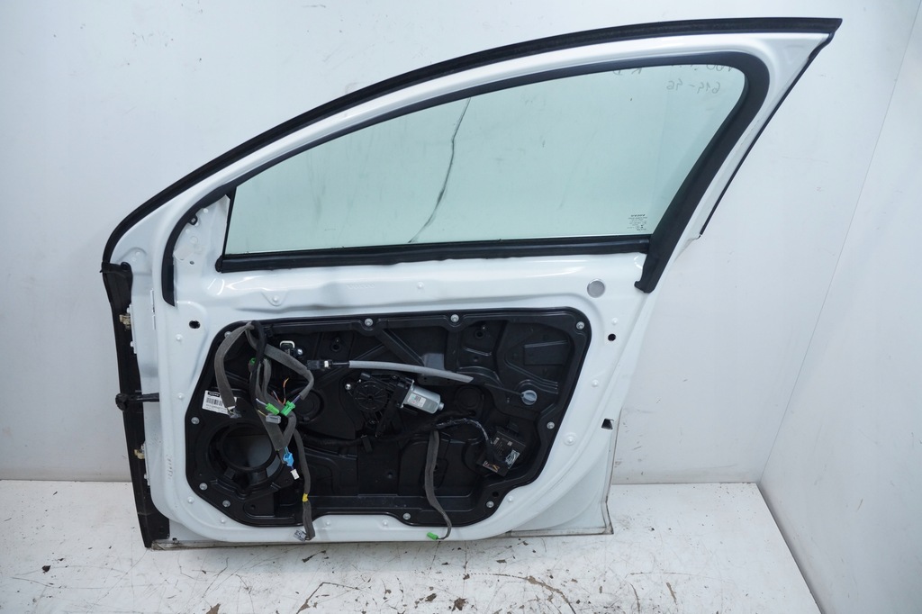 фото №9, Дверь передние правый правое перед volvo v60 i s60 ii 614-46 r design