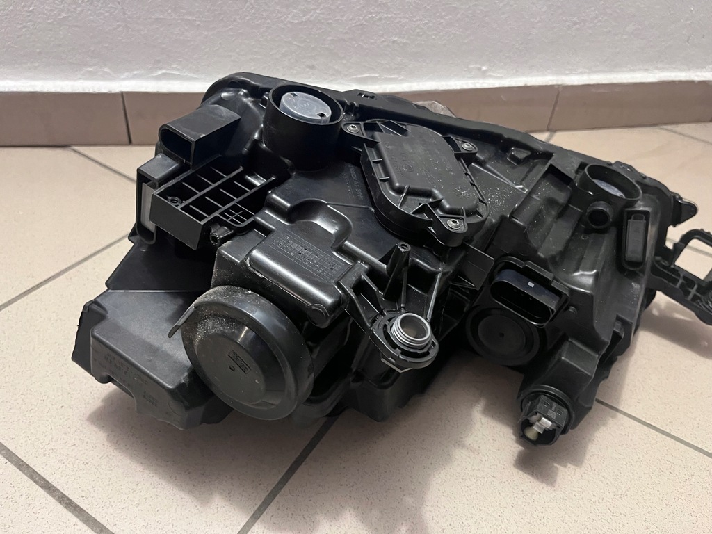 фото №13, Лампа передняя перед правая skoda scala skala full led 657 19-