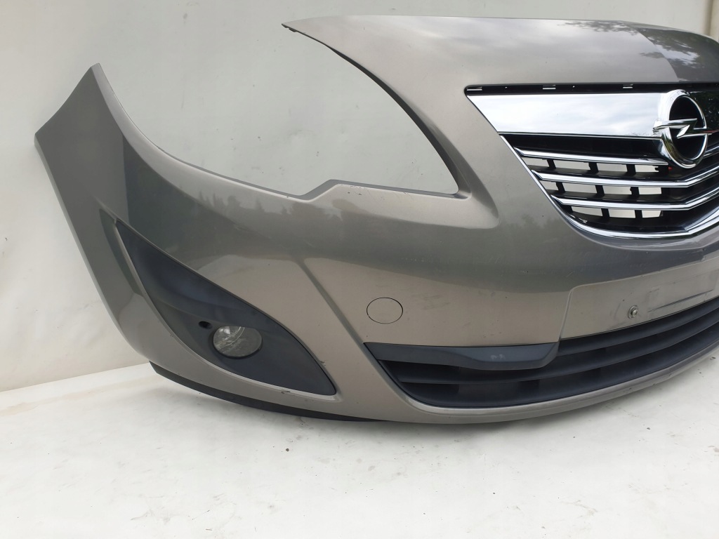 Opel meriva b 10-14 бампер перед передний хром 13267699 z40w с Разборки