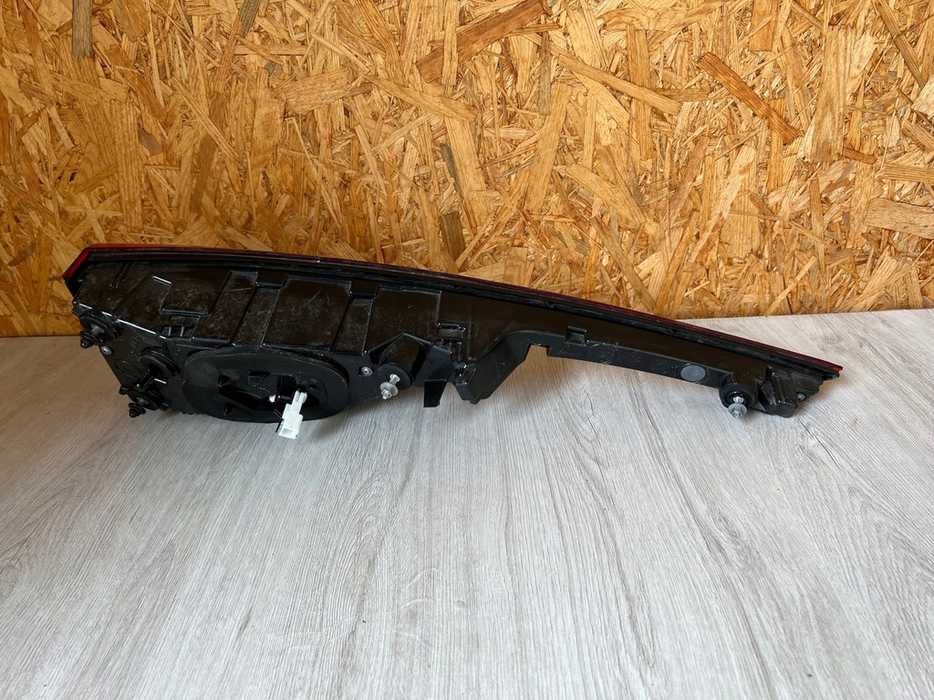 фото №2, Лампа задняя правая renault koleos ii lift