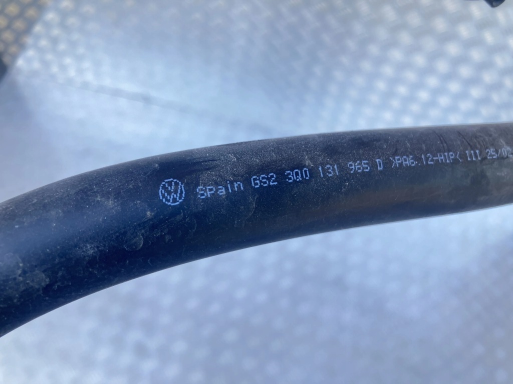 фото №3, Заливная горловина заливная горловина жидкость adblue vw arteon 17- 2.0 tdi