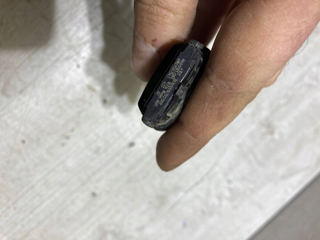 фото №3, Audi a4 s4 b9 2016 ключ pilot