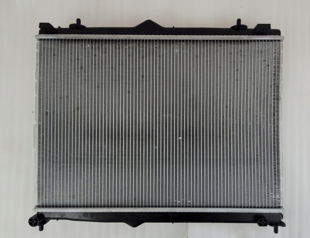 Радіатор води denso peugeot 208 2008 opel corsa f mokka b 2019- 9825333380 в Україні