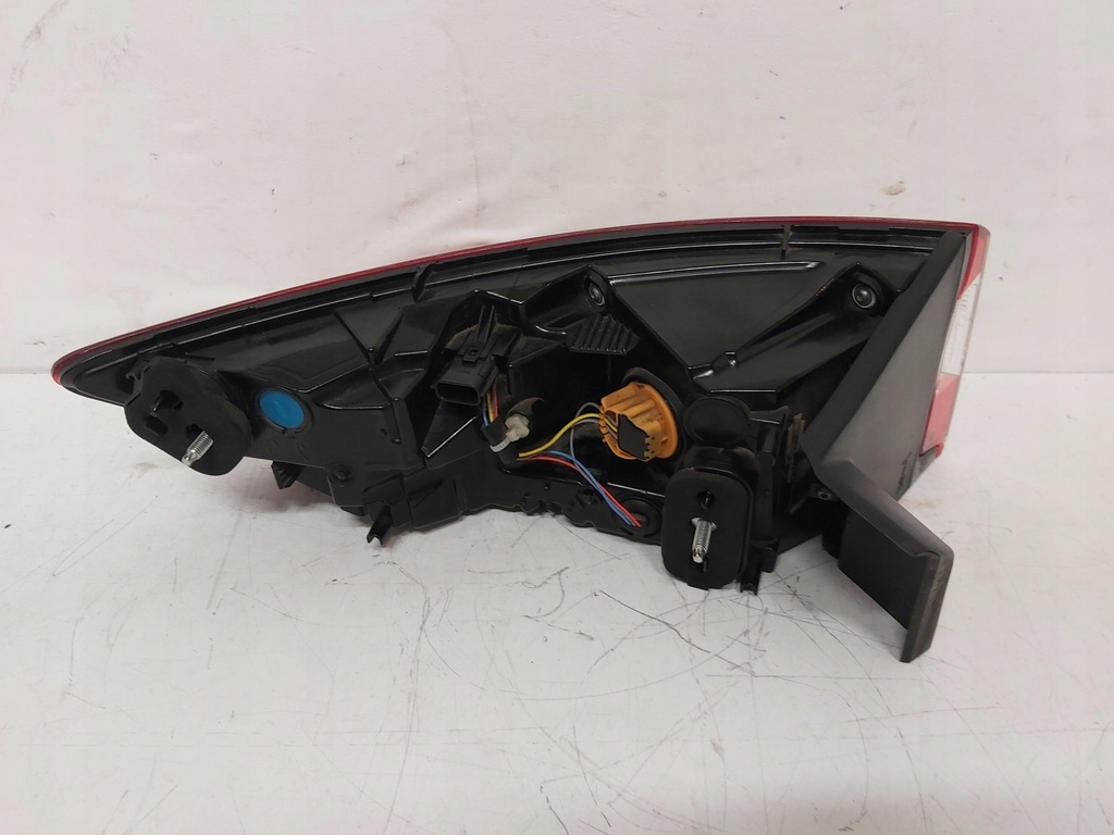 фото №4, Лампа задняя правая renault megane iv 4 kombi