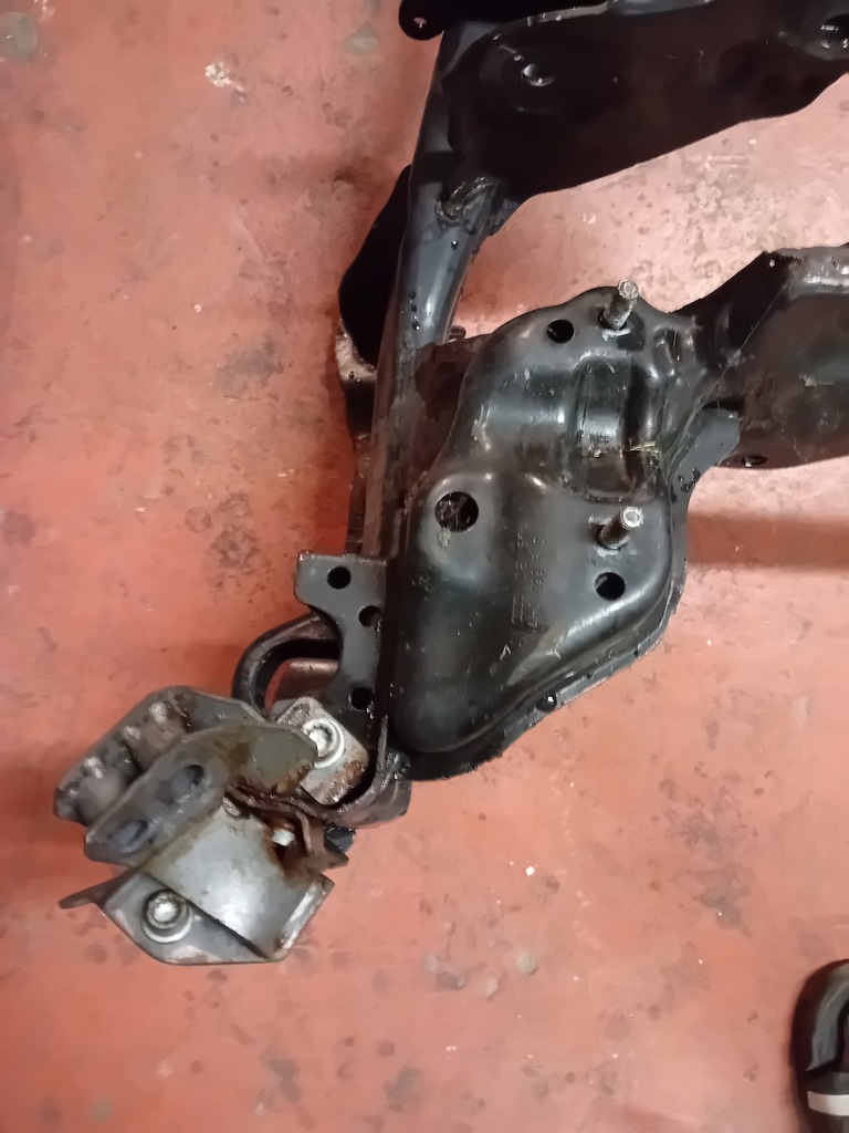 фото №12, Audi a8 s8 d4 4h 4h0399315af балка передня підрамник підрамник підвіска перед