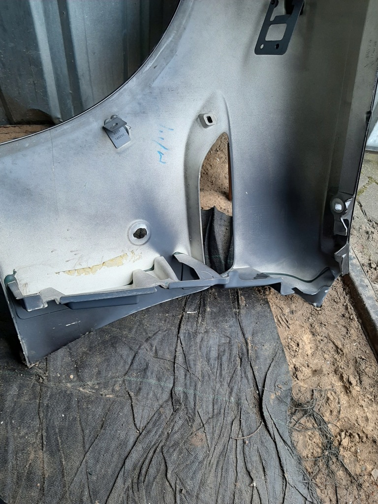 фото №8, Aston martin vantage крила правий передній