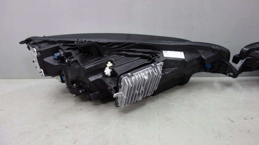 Volvo s60 v60 фара ліхтарі  перед led uk 32314156 57 в Україні