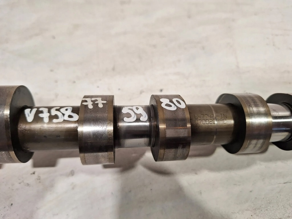 фото №11, Вал розподільного валу всмоктуючий v758775580 peugeot 207 1.4 vti 06-