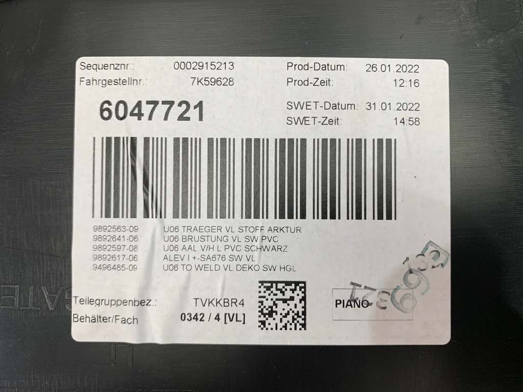 фото №6, Bmw 2 u06 обшивка обивка дверь материал амбие́нтное