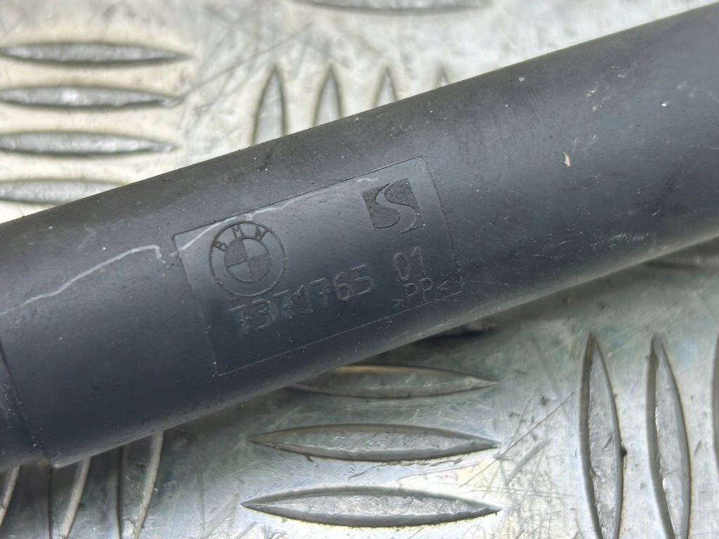 фото №5, Відбійники / обмежувачі кришки задній багажника bmw x5 f15 2015 7371765