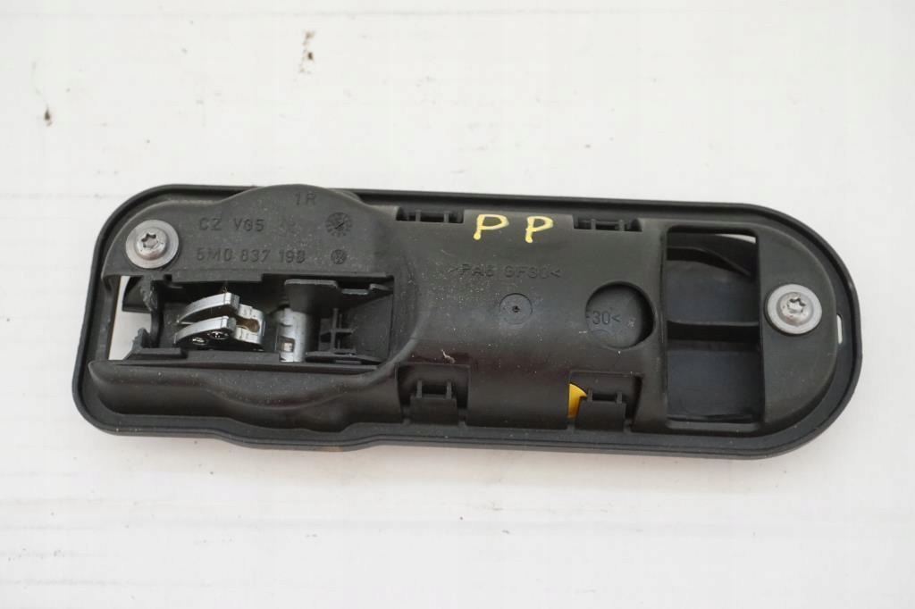 фото №4, Ручка внутренняя правый перед задняя vw golf v plus