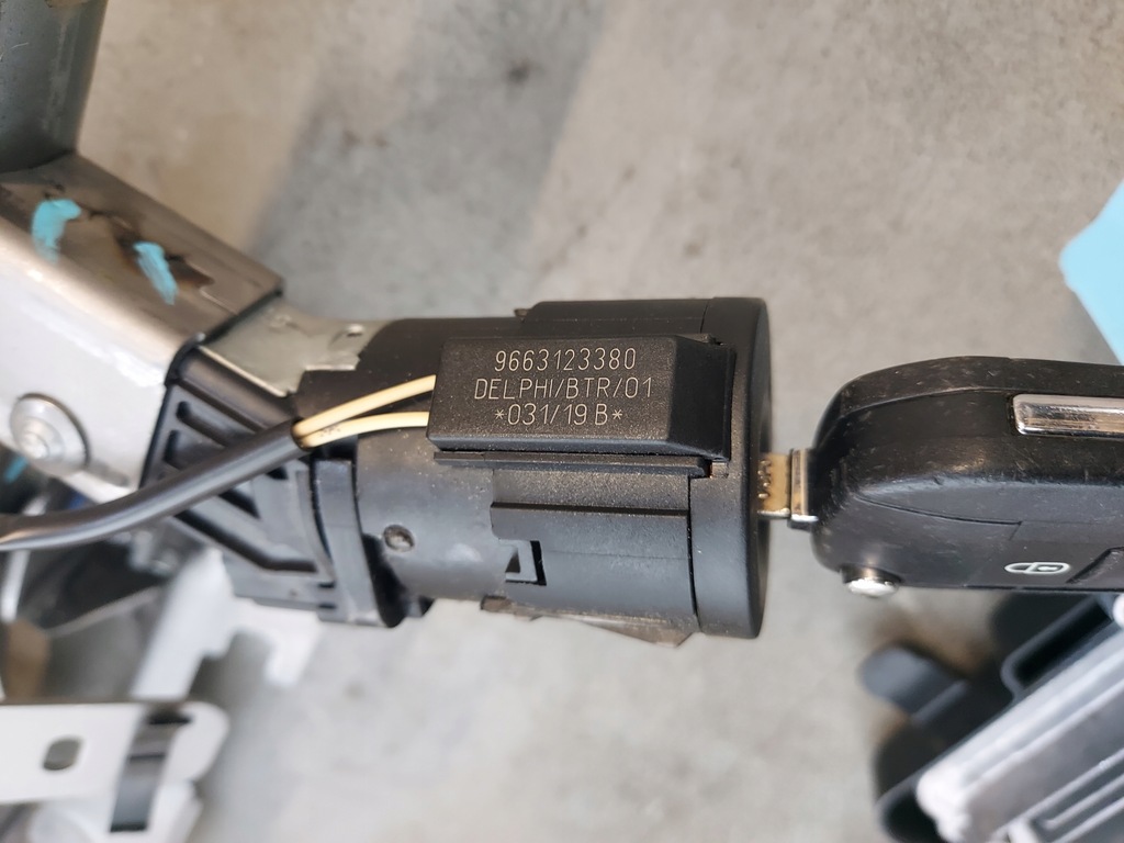 фото №8, Набор стартовый peugeot 2008 счетчик блок управления замок зажигания коробка дизель