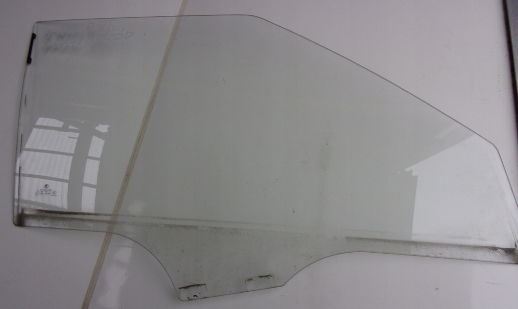 фото №1, Стекло дверь правый перед skoda fabia ii 5d