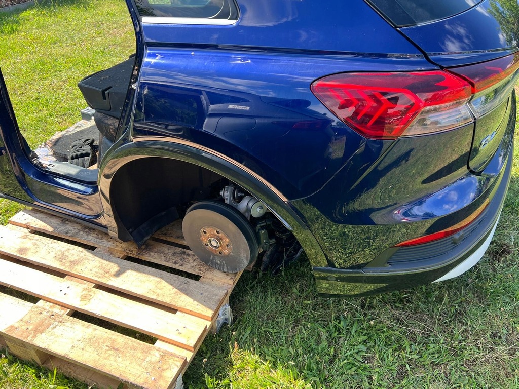 фото №6, Audi q4 e-tron кришка багажника багажника комплектна