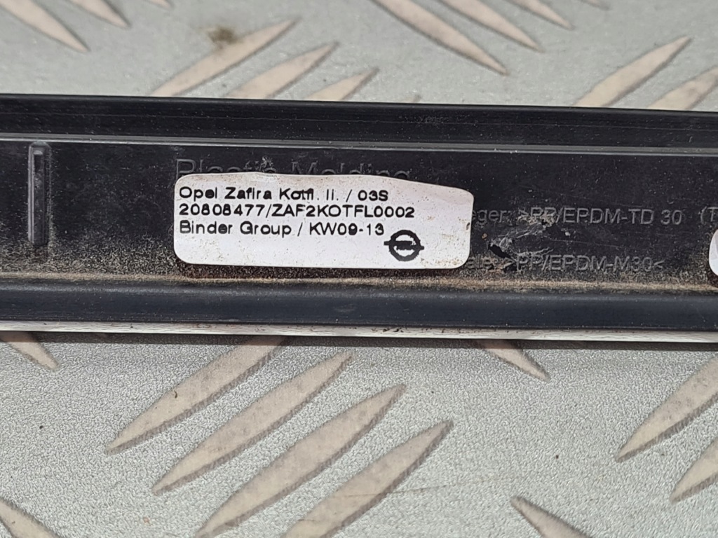 фото №8, Левая передняя молдинг крыла хром opel zafira c