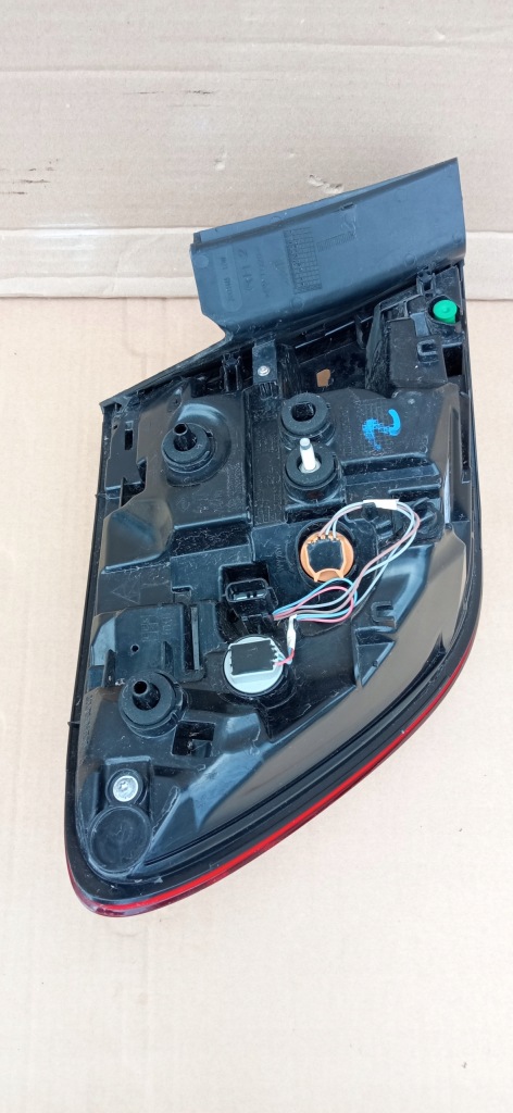 фото №10, Renault captur ii 19- лампа правая задняя правый задняя 265504427r