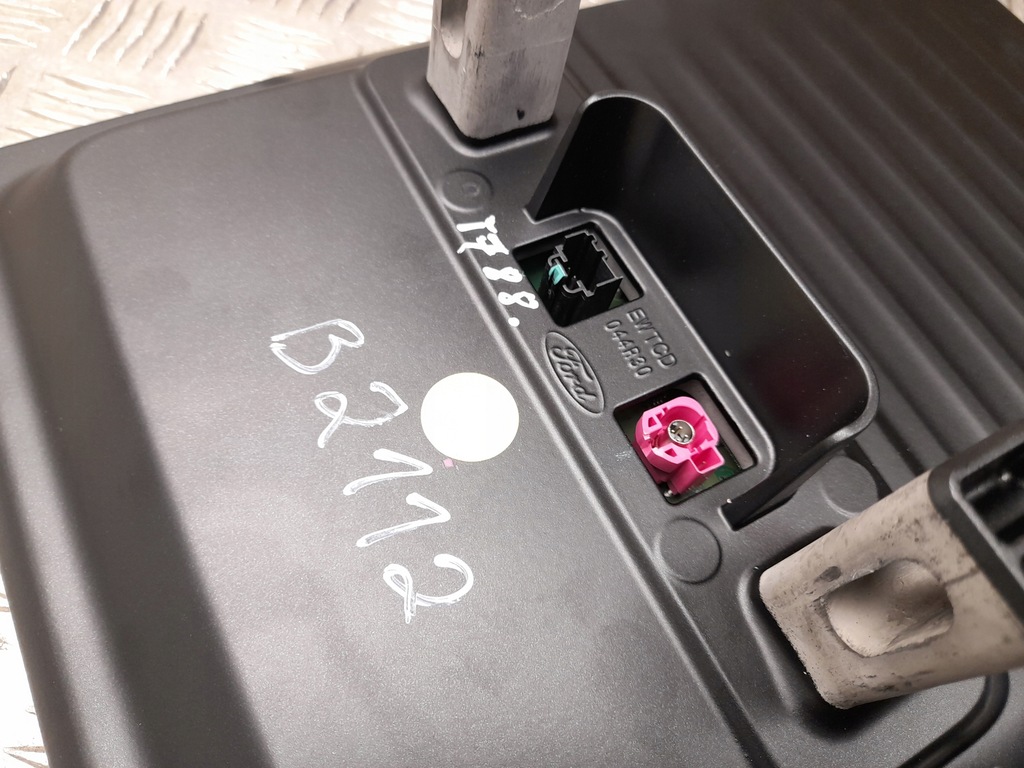 фото №5, Экран ford usa mustang mach-e 2023 lj8t044r30ag