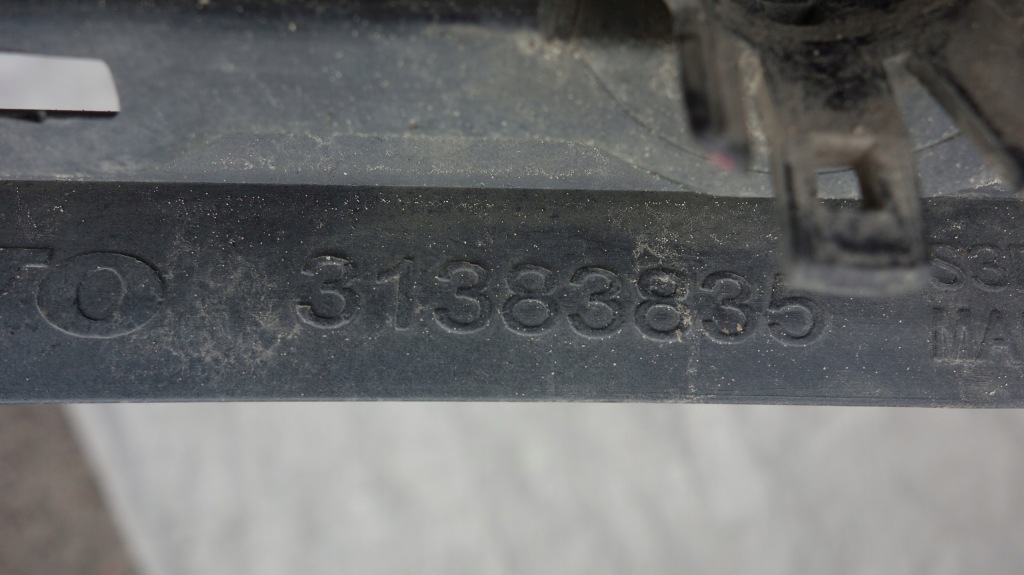 Volvo xc90 r-design спойлер бампер задняя накладка Доставка