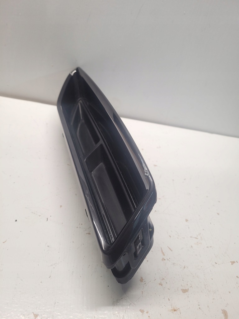 фото №6, Заглушка решітка вихлоп audi q3 ii 83a807320