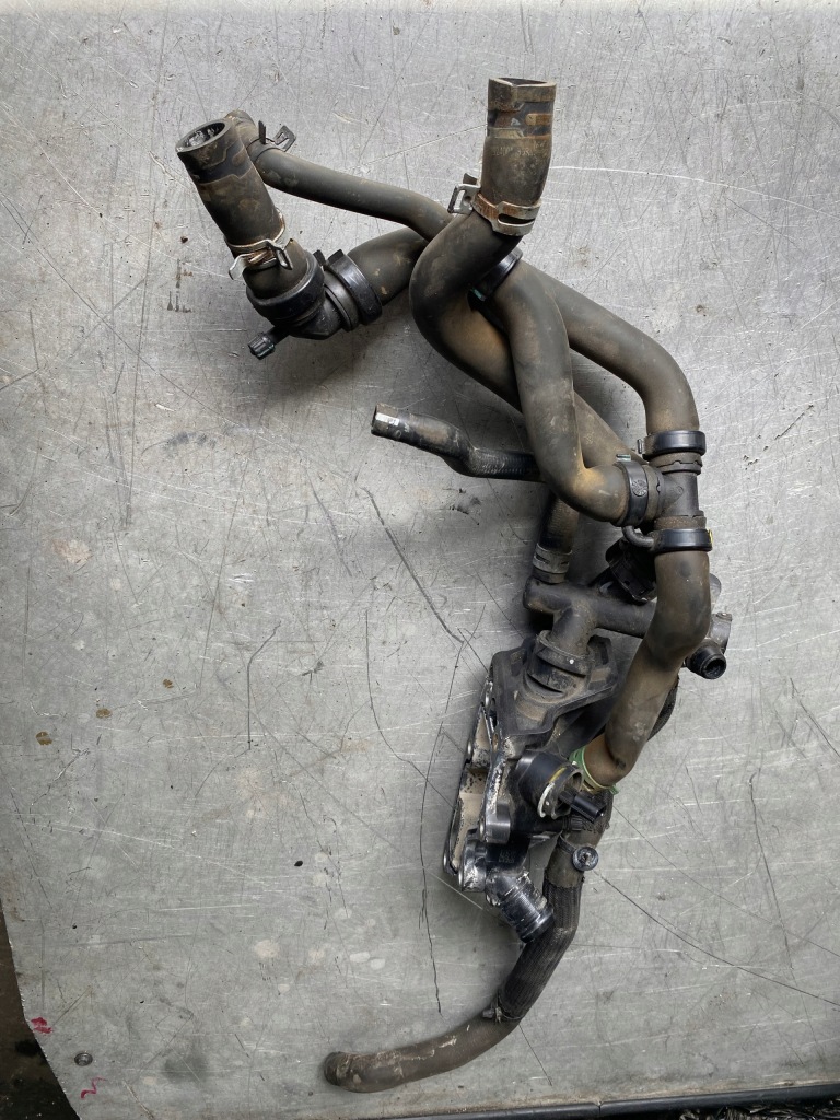 фото №3, Корпус термостата dacia sandero ii 0,9 tce