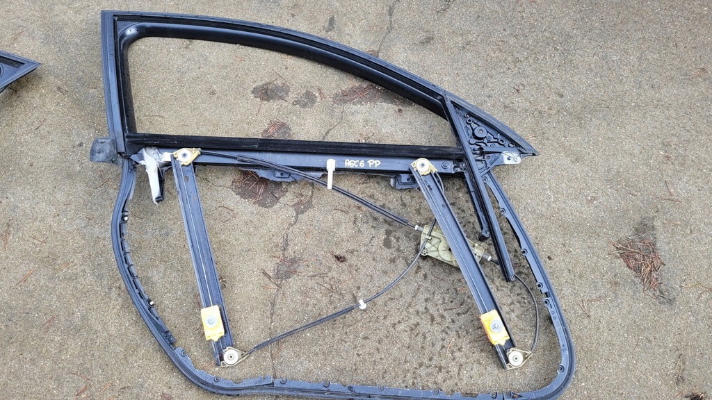 фото №1, Audi a6 c6 рама подъемник стекло правый перед