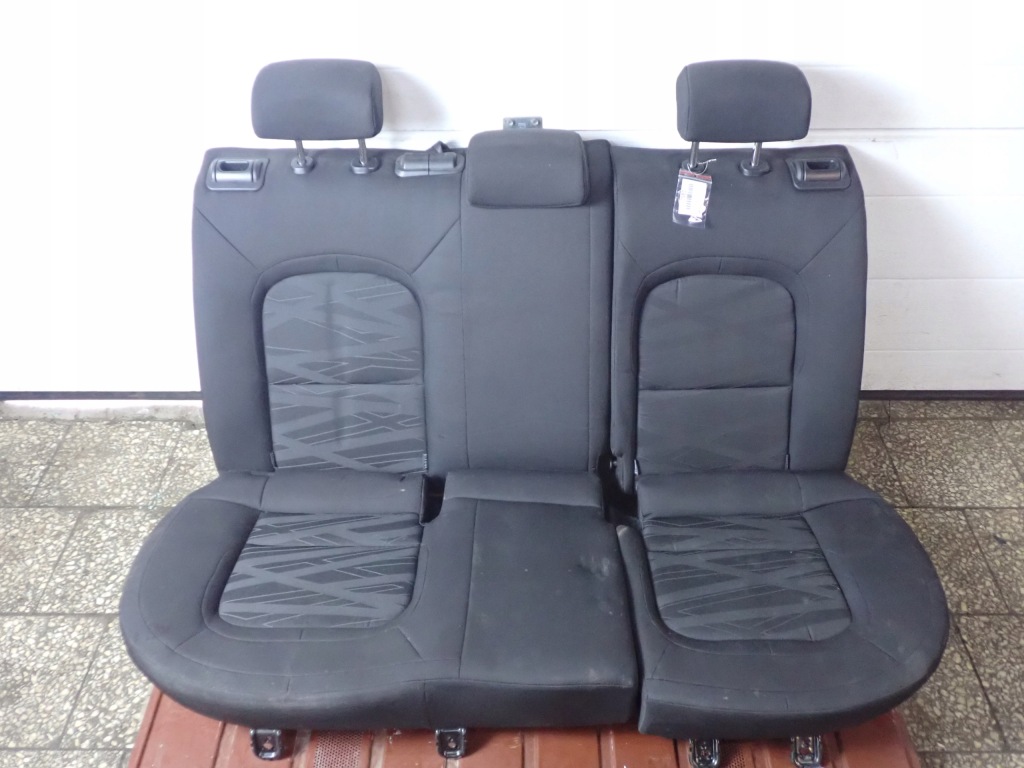 фото №1, Заднее сиденье спинка задняя kia ceed ii 1,4 2014r hb przed lift 7582