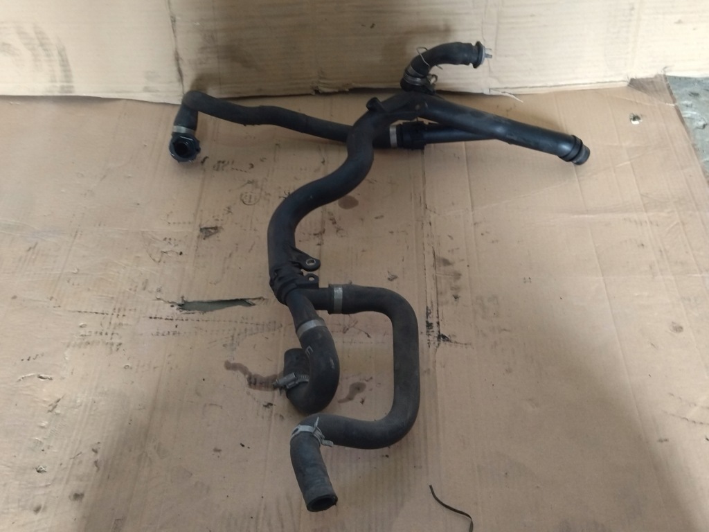 Труба пабтрубок  радиатора bmw - 11537787380 в Украине