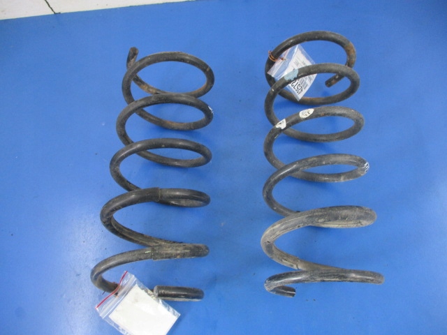 фото №1, Subaru justy 07-11 пружины задняя комплект оригинал