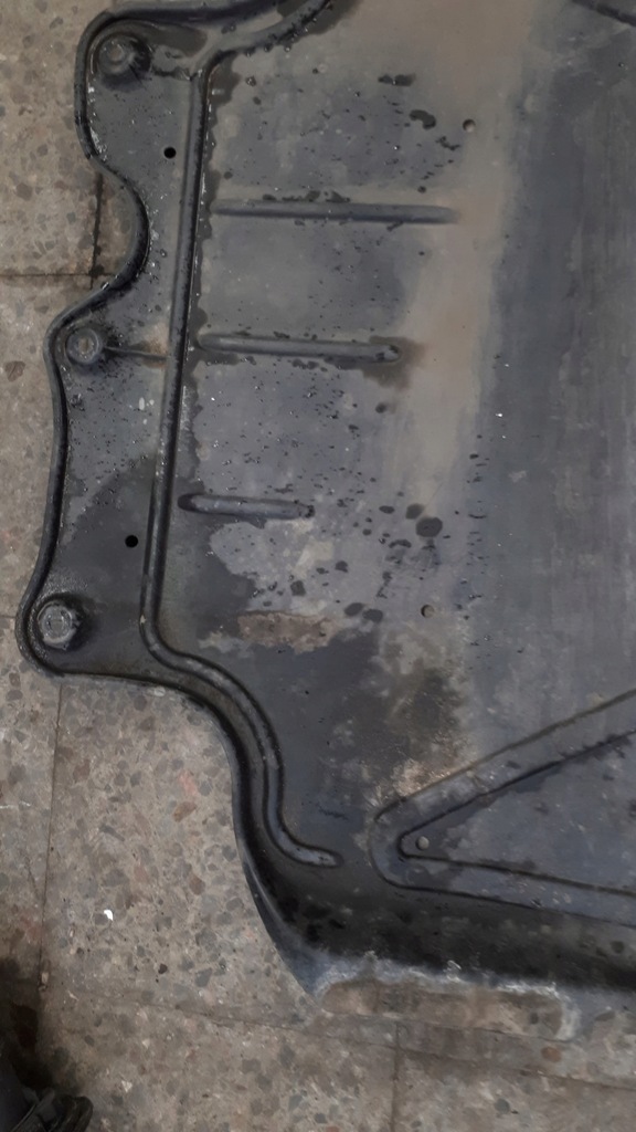 фото №12, 3q0825235a - захист плита pod двигун vw/audi/skoda/seat - пошкоджена нижні