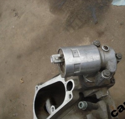 фото №1, Audi s8 d2 4.2 v8 клапан egr