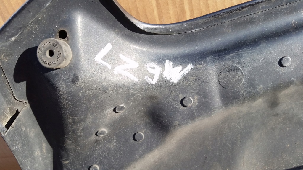 Audi a6 c6 04-08 капот перед lz9u 4f0010189c в Украине