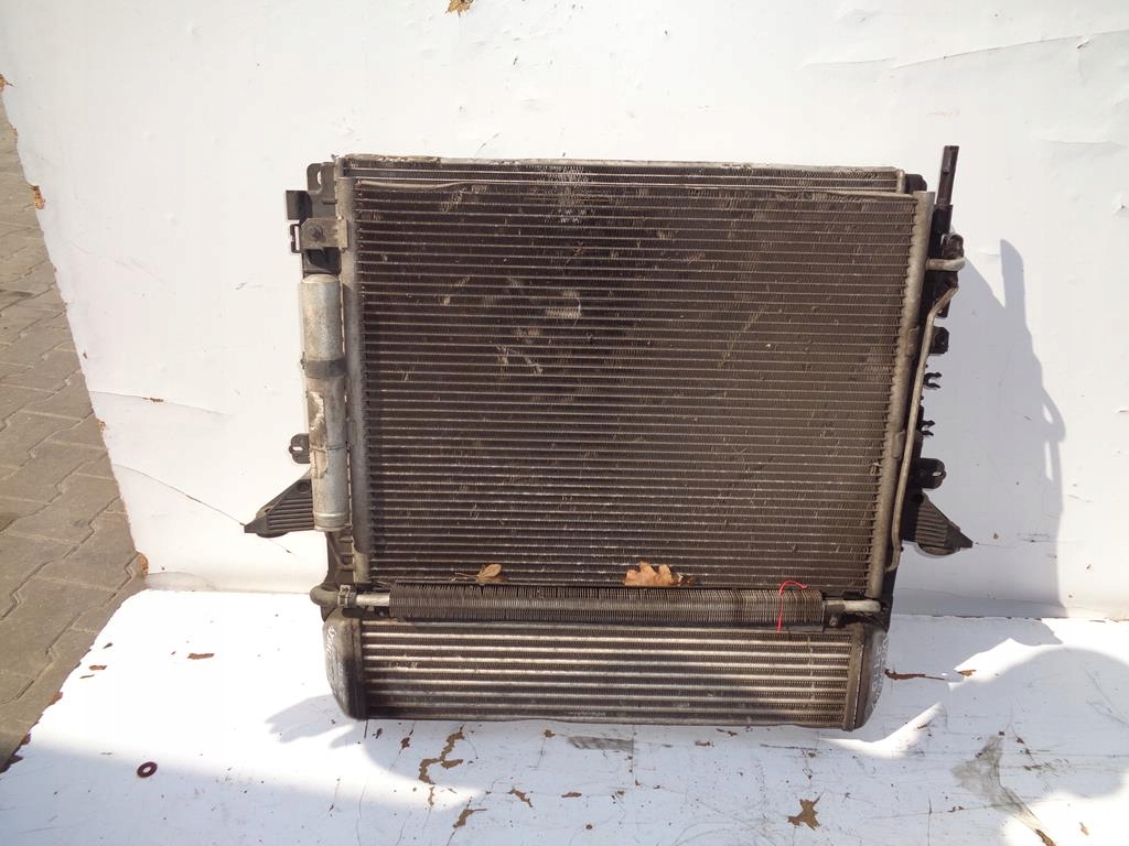 фото №1, Радиатор радиатор discovery iv 4 2.7 td