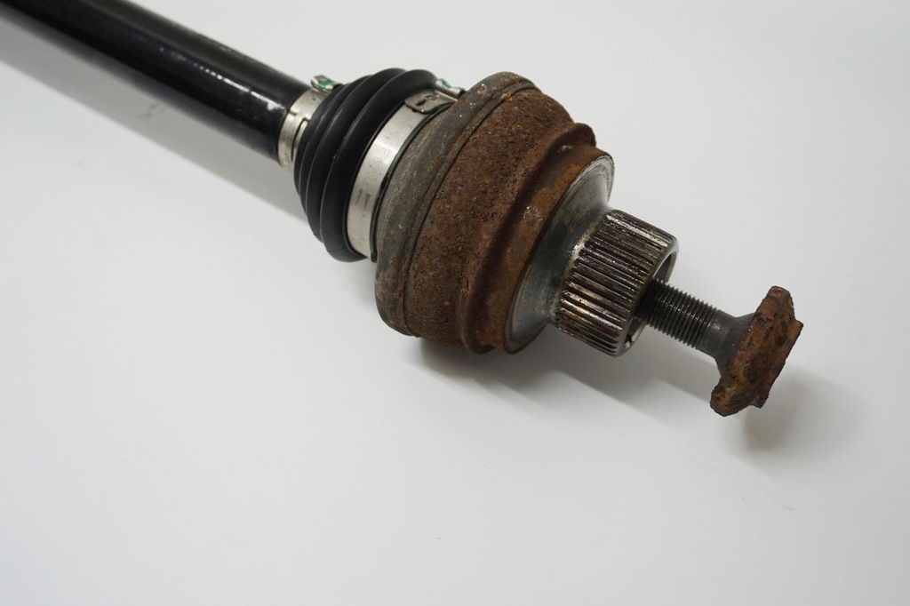 фото №2, Привідний вал задня audi a6 c7 4g s-line