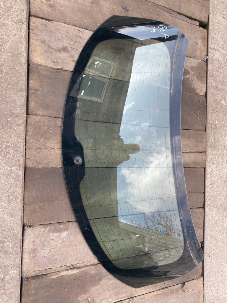 Купить Mercedes gla 156 стекло крышки задний