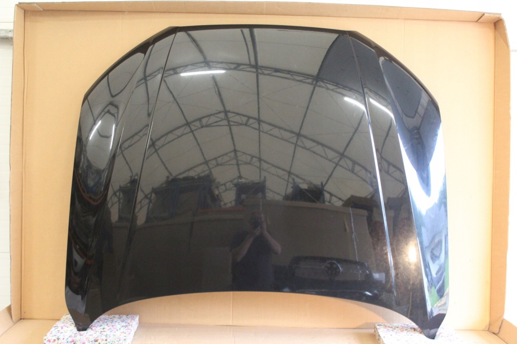 фото №1, Audi a8 4h d4 lift ly9t крышка двигателя