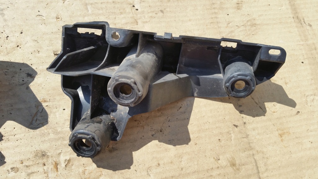 фото №7, Peugeot 308 t9 hb правий /лівий напрямна бампера задня