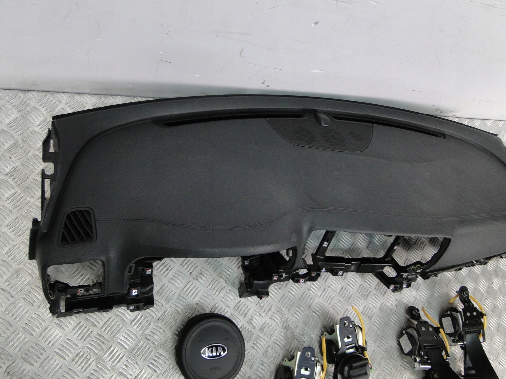 фото №3, Панель приладів панель  подушка безпеки kia sportage iv 2017 r. orginał !!!!!