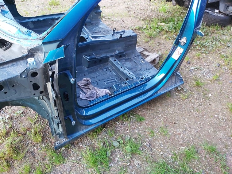 фото №6, Audi a3 8y sedan крыша